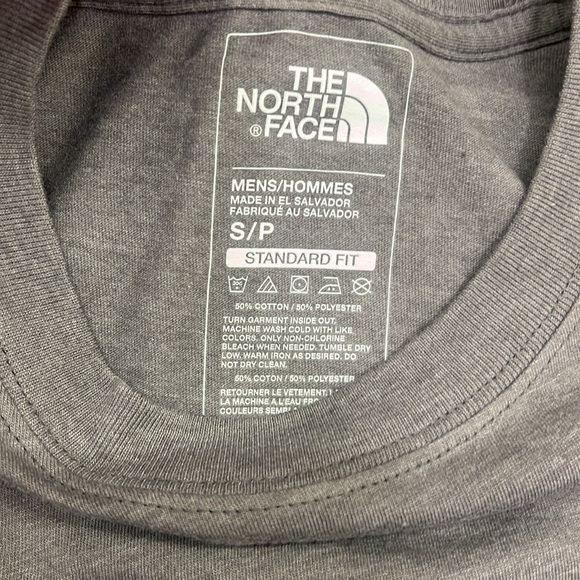 The North Face Bear Shirt Set (2) Short/Long- Size Small - Picture 7 of 7